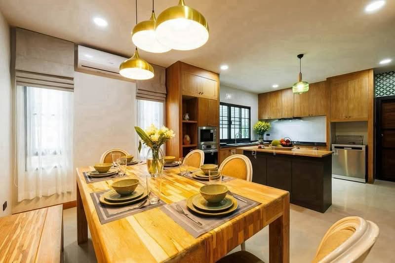 Modern Luxury Pool Villa for Sale , Fully Furnished, Prime Location Behind Mae Hia Fresh Market, Chi, Chiang Mai, รอบเมืองเชียงใหม่, Mae Hia, Muang Chiang Mai, Chiang Mai, 5 Bedrooms, 380 sqm, Single Detached House For Sale, by หทัยรัตน์ จรัสอุไรสิน, 500456958 - DDproperty.com