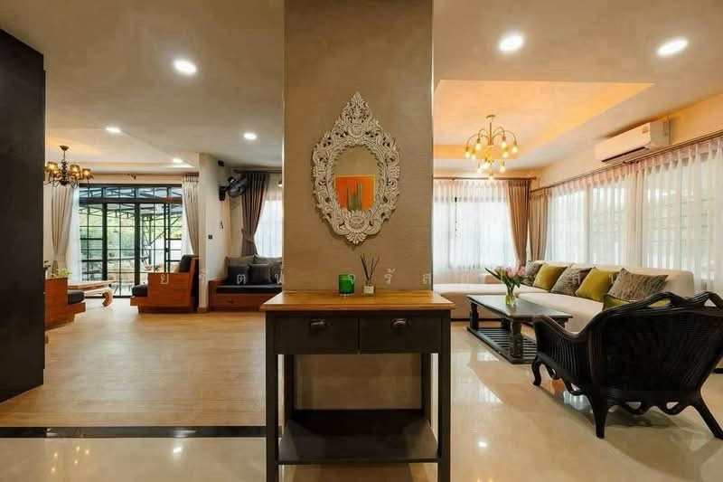 Modern Luxury Pool Villa for Sale , Fully Furnished, Prime Location Behind Mae Hia Fresh Market, Chi, Chiang Mai, รอบเมืองเชียงใหม่, Mae Hia, Muang Chiang Mai, Chiang Mai, 5 Bedrooms, 380 sqm, Single Detached House For Sale, by หทัยรัตน์ จรัสอุไรสิน, 500456958 - DDproperty.com