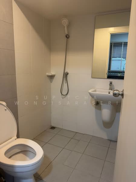 3-BR Townhouse, Bangkok, Thab Yao, Lat Krabang, Bangkok, 3 Bedrooms, 72 sqm, Townhouse For Sale, by Supitcha Wongisaraseri, 500456965 - DDproperty.com