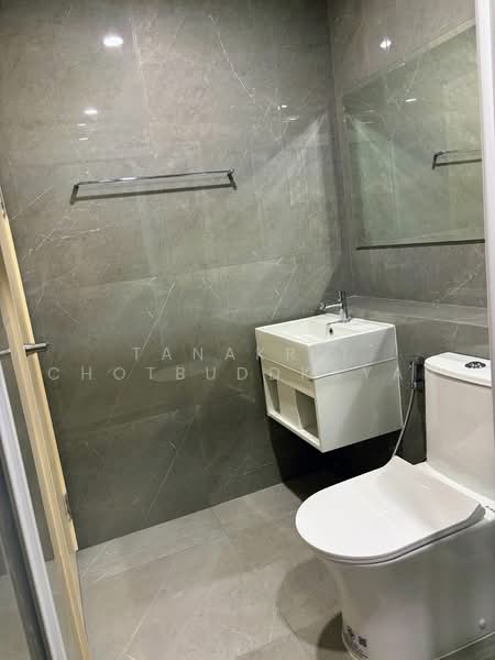 Blue Sukhumvit 89, Bangkok, Sukhumvit 89, Bang Chak, Phra Khanong, Bangkok, 1 Bedroom, 28 sqm, Condo For Rent, by Tanakrit Chotbuddkayan, 500456970 - DDproperty.com