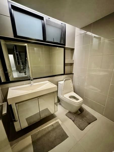 undefined, Bangkok, Bang Khun Sri, Bangkok Noi, Bangkok, 4 Bedrooms, 245 sqm, Single Detached House For Sale, by Emily Bada, 500457032 - DDproperty.com