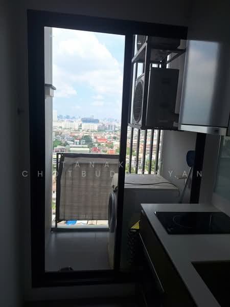 Urbano Rajavithi, Bangkok, Rajavithi Road, Bang Phlat, Bangkok, 1 Bedroom, 30 sqm, Condo For Rent, by Tanakrit Chotbuddkayan, 500457061 - DDproperty.com