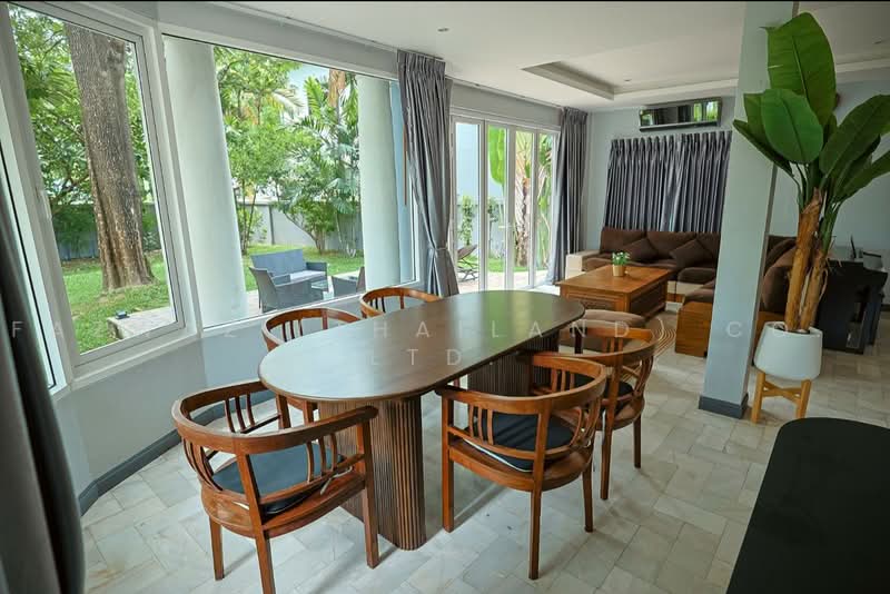 Rare 200 SqM 5BR House for Rent in Sukhumvit–Phra Khanong, Bangkok, Phra Kanong Nua, Watthana, Bangkok, 5 Bedrooms, 200 sqm, Single Detached House For Rent, by Fazwaz (Thailand) Co., Ltd., 500457066 - DDproperty.com