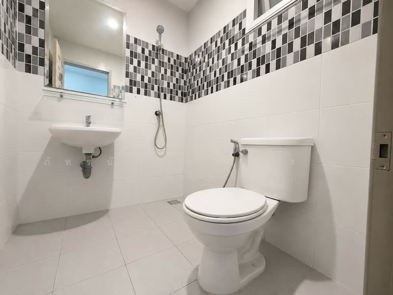 Novo Ville Wongwaen - Lam Luk Ka Klong 5, Pathum Thani, Bung Kham Proi, Lam Luk Ka, Pathum Thani, 2 Bedrooms, 77 sqm, Townhouse For Sale, by ภัทรนัน อิศรางกูร ณ อยุธยา, 500457067 - DDproperty.com