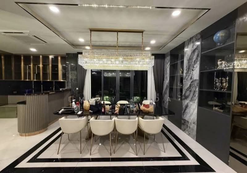 5-BR House, Bangkok, Bang Ra Mat, Taling Chan, Bangkok, 5 Bedrooms, 512 sqm, Single Detached House For Sale, by Emily Bada, 500457085 - DDproperty.com