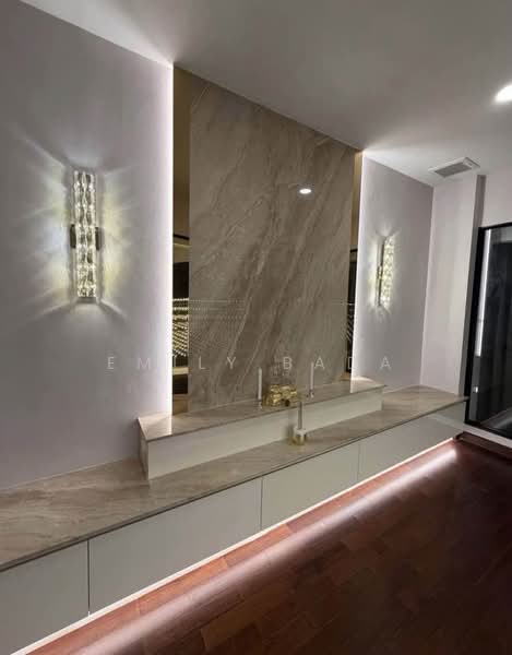 5-BR House, Bangkok, Bang Ra Mat, Taling Chan, Bangkok, 5 Bedrooms, 512 sqm, Single Detached House For Sale, by Emily Bada, 500457085 - DDproperty.com