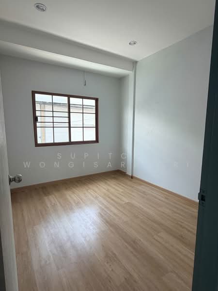 Baan Preecha 8, Bangkok, 458 Huamark Road, Hua Mak, Bang Kapi, Bangkok, 2 Bedrooms, 93 sqm, Townhouse For Sale, by Supitcha Wongisaraseri, 500457099 - DDproperty.com