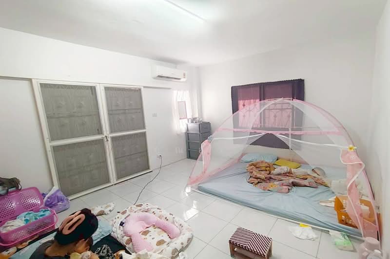 Moobaan Mueang Pracha Hatairat 35, Bangkok, Hatairat Road, Sam Wa Tawan Tok, Khlong Sam Wa, Bangkok, 3 Bedrooms, 100 sqm, Townhouse For Sale, by คุณอร, 500457167 - DDproperty.com