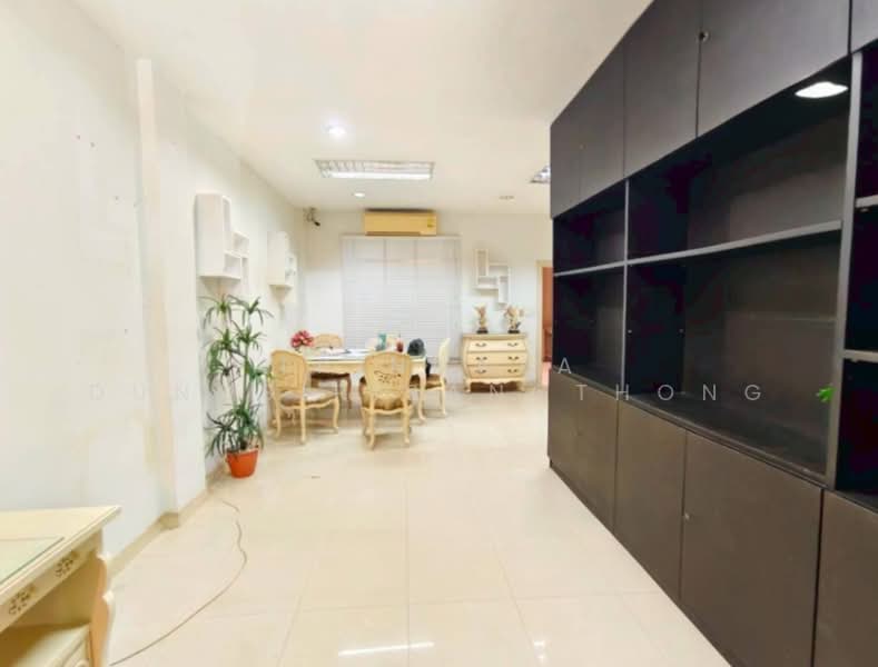 Baan Klang Muang Monte-Carlo, Bangkok, Moobaan Klang Muang Monte-Carlo Road, Ratchavipha, Lat Yao, Chatuchak, Bangkok, 4 Bedrooms, 382 sqm, Townhouse For Sale, by Trinnaya Dungsirisangthong, 500457220 - DDproperty.com