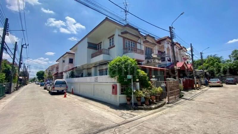 Garden Suite The Indyhome, Bangkok, Rat Phatthana Road, Saphan Sung, Saphan Sung, Bangkok, 3 Bedrooms, 120 sqm, Townhouse For Sale, by คุณอัษธรรม (อัษ), 500457250 - DDproperty.com