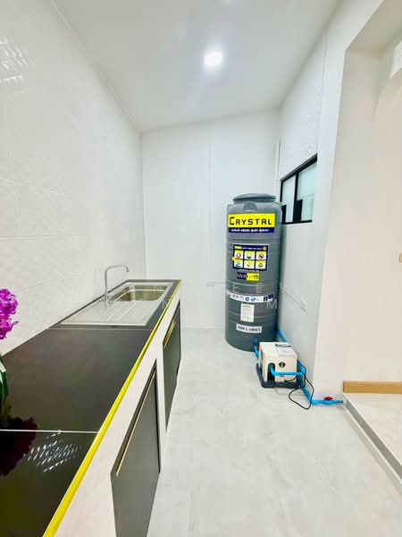 Poonsinh Thani 3, Bangkok, Rat Phatthana Road, Khlong Song Ton Nun, Lat Krabang, Bangkok, 2 Bedrooms, 75 sqm, Townhouse For Sale, by Kwancheewa Yenchum, 500457255 - DDproperty.com