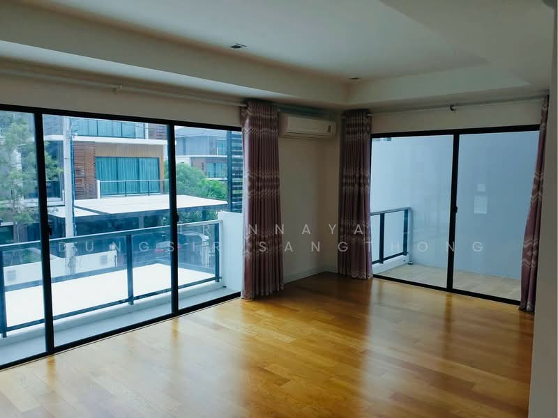 4-BR House, Bangkok, Khlong Chan, Bang Kapi, Bangkok, 4 Bedrooms, 243 sqm, Single Detached House For Rent, by Trinnaya Dungsirisangthong, 500457264 - DDproperty.com