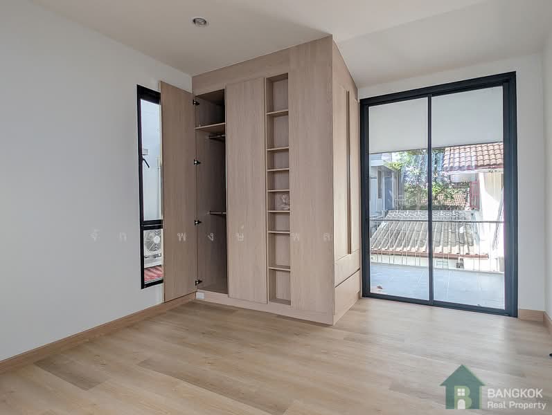 Sammakorn Ramkamhang 112, Bangkok, Saphan Sung, Bangkok, 4 Bedrooms, 230 sqm, Single Detached House For Rent, by Chakkrapong Ponyeam, 500457323 - DDproperty.com
