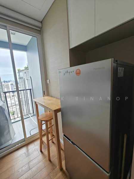 The Saint Residences Ladprao, Bangkok, 588 Vibhavadi-Rangsit Road, Jom Phon, Chatuchak, Bangkok, 1 Bedroom, 31 sqm, Condo For Rent, by Kanyapuk Tinanop, 500457342 - DDproperty.com