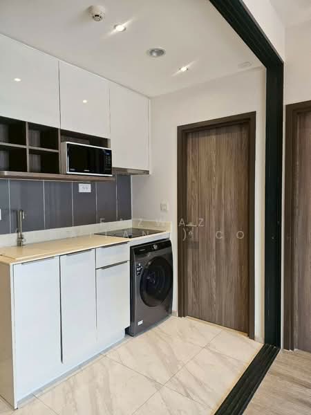 IDEO Mobi Asoke, Bangkok, New Petchaburi Road, Bang Kapi, Huai Khwang, Bangkok, 2 Bedrooms, 61 sqm, Condo For Rent, by Fazwaz (Thailand) Co., Ltd., 500457352 - DDproperty.com