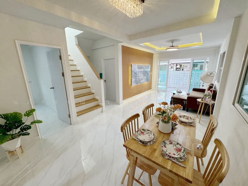หมู่บ้านศุภาลัยการ์เด้นวิลล์ แจ้งวัฒนะ-หลักสี่ ซ.โกสุมรวมใจ 44 แขวงสีกัน เขตดอนเมือง, Bangkok, โกสุมรวมใจ, Si Khan, Don Mueang, Bangkok, 4 Bedrooms, 160 sqm, Semi-Detached House (Twin House) For Sale, by นภัสศรณ์ วงศ์สินไทยกร (นันท์), 500457362 - DDproperty.com