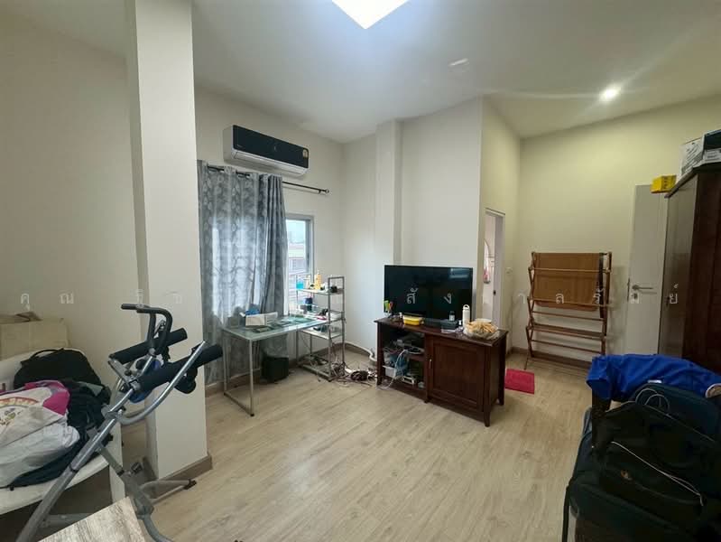 บ้านเดี่ยว 2 ชั้น 51 ตร.ว. บ้านเดี่ยว ซอยเรวดี4 ถนนเรวดี, นนทบุรี, ถนนเรวดี, ตลาดขวัญ, เมืองนนทบุรี, นนทบุรี, 220 ตร.ม., บ้านเดี่ยว ขาย, โดย คุณ ฐิชาปัณณ์ สังวาลรัมย์ (ปูน), 500457366 - DDproperty.com