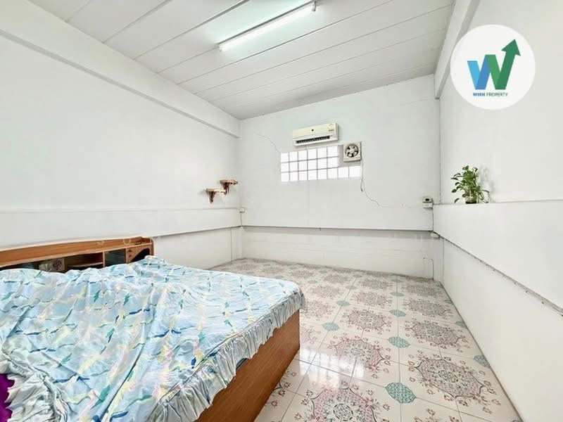 Chatnarong Village, Samut Prakan, Phraeksa, Muang Samut Prakarn, Samut Prakan, , 192 sqm, Shophouse For Sale, by Sumonta Kannut, 500457367 - DDproperty.com