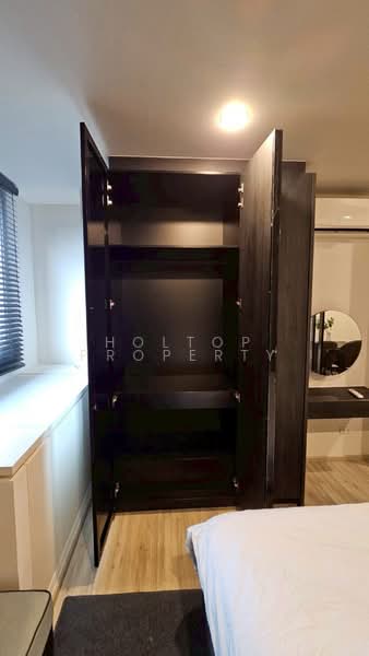 XT Huaikhwang, Bangkok, 244 Ratchadaphisek Road, Huai Khwang, Bangkok, 1 Bedroom, 30 sqm, Condo For Rent, by Holtop property, 500457368 - DDproperty.com