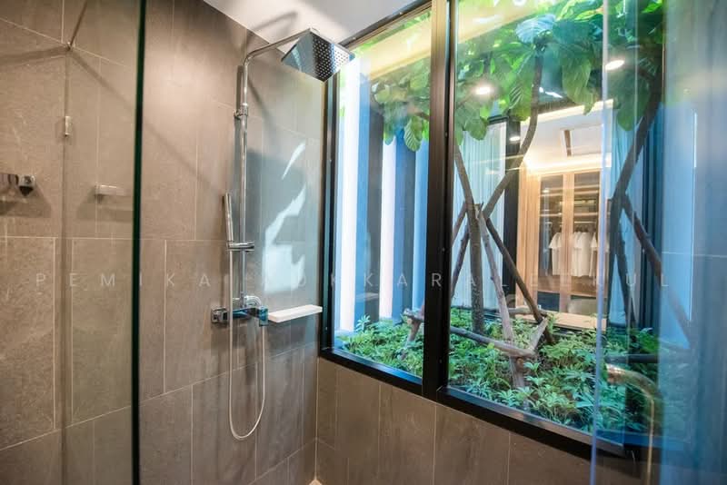 Bibury Village Srinakarin, Bangkok, 66 Soi Chaloem Phrakiat Rama 9, Nong Bon, Prawet, Bangkok, 4 Bedrooms, 501 sqm, Single Detached House For Sale, by Pemika Aukkaraleekul, 500457378 - DDproperty.com
