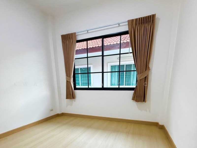 Phanason Villa 2 : พนาสนธิ์วิลล่า 2, กรุงเทพ, เขตมีนบุรี กรุงเทพมหานคร, มีนบุรี, กรุงเทพ, 85 ตร.ม., ทาวน์เฮ้าส์ ขาย, โดย Kwancheewa Yenchum, 500457399 - DDproperty.com