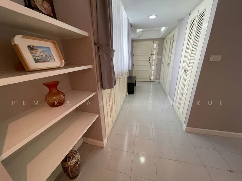 Supalai Place Sukhumvit 39, Bangkok, 175-179 Soi Sukhumvit 39 Sukhumvit Road, Khlong Tan Nua, Watthana, Bangkok, 2 Bedrooms, 142 sqm, Condo For Sale, by Pemika Aukkaraleekul, 500457423 - DDproperty.com