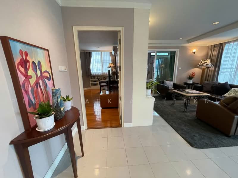 Supalai Place Sukhumvit 39, Bangkok, 175-179 Soi Sukhumvit 39 Sukhumvit Road, Khlong Tan Nua, Watthana, Bangkok, 2 Bedrooms, 142 sqm, Condo For Sale, by Pemika Aukkaraleekul, 500457423 - DDproperty.com