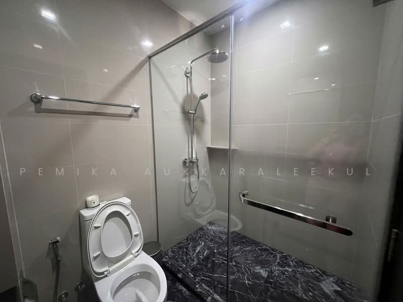 The Edge Sukhumvit 23, Bangkok, 6 Soi Sukhumvit 23, Khlongtoei Nua, Watthana, Bangkok, 2 Bedrooms, 60 sqm, Condo For Sale, by Pemika Aukkaraleekul, 500457449 - DDproperty.com