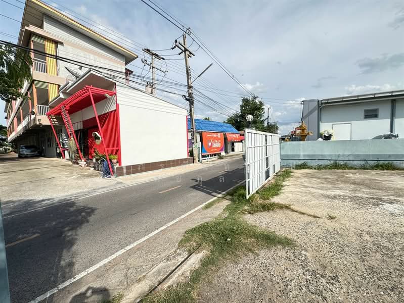 ที่ดิน + หอพัก 185 ตร.ว. ใกล้โลตัสโคราช2 ถนนราชสีมา–โชคชัย, นครราชสีมา, ถนนราชสีมา–โชคชัย, หัวทะเล, เมืองนครราชสีมา, นครราชสีมา, 740 ตร.ม., ที่ดิน ขาย, โดย คุณ ภรนันท์ปภัษฬ์ สวัสดิยกุล (ปู), 500457465 - DDproperty.com