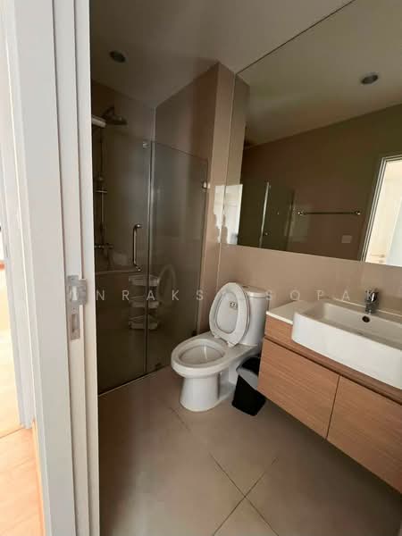 Noble Revolve Ratchada 2, Bangkok, 70 Soi Ratchadaphisek 10, Ratchadaphisek Road, Huai Khwang, Bangkok, 2 Bedrooms, 54 sqm, Condo For Rent, by Boonraksa Sopak, 500457471 - DDproperty.com