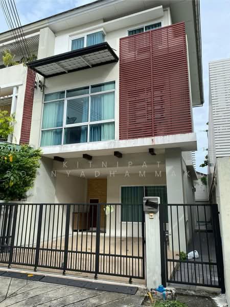 Thanapat Haus Sathorn - Narathiwas, Bangkok, Soi Chuen Chitrung, Nontri Road, Chong Nonsi, Yan Nawa, Bangkok, 3 Bedrooms, 200 sqm, Townhouse For Rent, by Kitnipat Boonyadhammakul, 500457472 - DDproperty.com