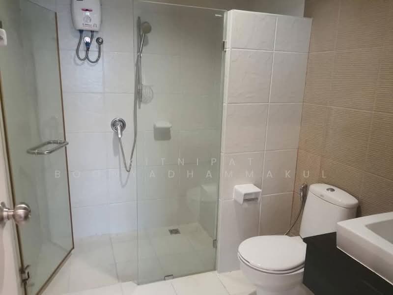 Thanapat Haus Sathorn - Narathiwas, Bangkok, Soi Chuen Chitrung, Nontri Road, Chong Nonsi, Yan Nawa, Bangkok, 3 Bedrooms, 200 sqm, Townhouse For Rent, by Kitnipat Boonyadhammakul, 500457472 - DDproperty.com