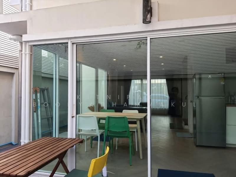 Thanapat Haus Sathorn - Narathiwas, Bangkok, Soi Chuen Chitrung, Nontri Road, Chong Nonsi, Yan Nawa, Bangkok, 3 Bedrooms, 200 sqm, Townhouse For Rent, by Kitnipat Boonyadhammakul, 500457472 - DDproperty.com