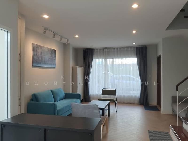 Thanapat Haus Sathorn - Narathiwas, Bangkok, Soi Chuen Chitrung, Nontri Road, Chong Nonsi, Yan Nawa, Bangkok, 3 Bedrooms, 200 sqm, Townhouse For Rent, by Kitnipat Boonyadhammakul, 500457472 - DDproperty.com