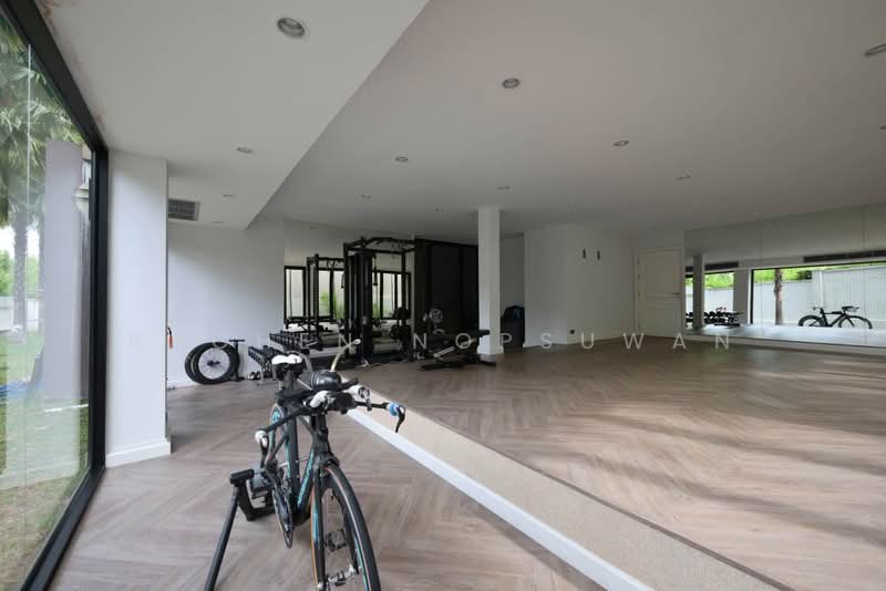 บ้านเดี่ยวระดับ Ultra Luxury ที่ดิน 259.6 ตารางวา 4–6 ห้องนอน วิวทะเลสาบ ขาย 140 ล้านบาท, นนทบุรี, บางตลาด, ปากเกร็ด, นนทบุรี, 1,505 ตร.ม., บ้านเดี่ยว ขาย, โดย Rachen Nopsuwan, 500457483 - DDproperty.com
