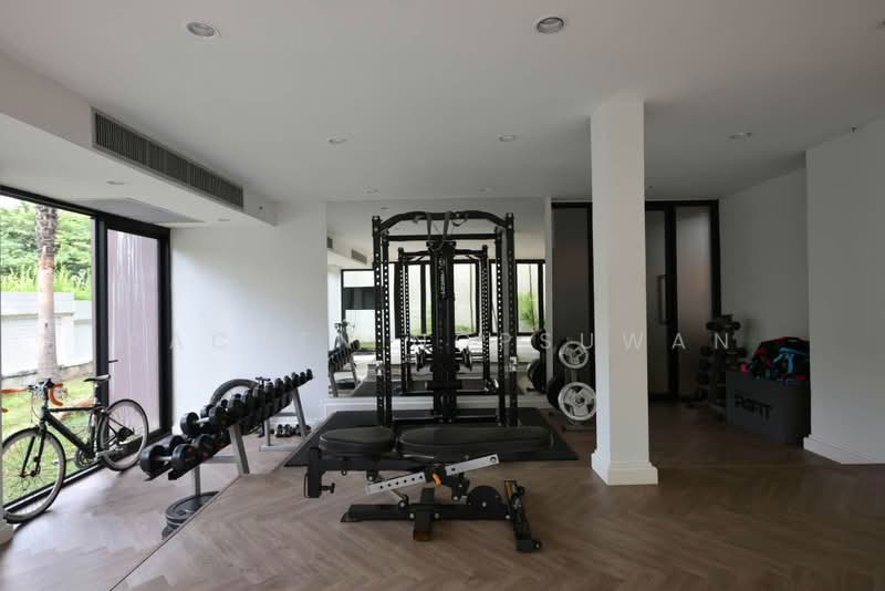 บ้านเดี่ยวระดับ Ultra Luxury ที่ดิน 259.6 ตารางวา 4–6 ห้องนอน วิวทะเลสาบ ขาย 140 ล้านบาท, นนทบุรี, บางตลาด, ปากเกร็ด, นนทบุรี, 1,505 ตร.ม., บ้านเดี่ยว ขาย, โดย Rachen Nopsuwan, 500457483 - DDproperty.com
