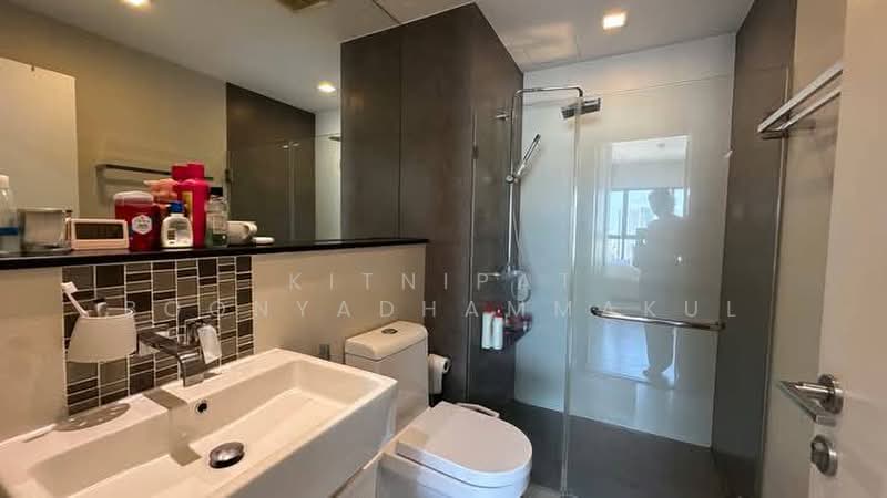 Urbano Absolute Sathon-Taksin, Bangkok, 345 Charoen Nakhon 14/2 Alley, Khlong Ton Sai, Khlong San, Bangkok, 1 Bedroom, 38 sqm, Condo For Rent, by Kitnipat Boonyadhammakul, 500457485 - DDproperty.com