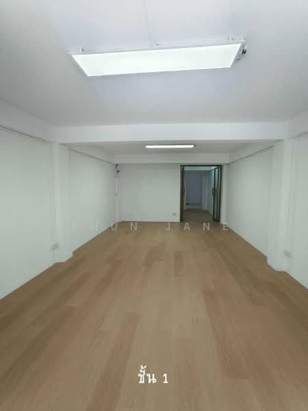 Commercial Building for Rent Near BTS Phra Khanong (SPSJP547), Bangkok, สุขุมวิท, Phra Kanong, Khlong Toei, Bangkok, , 240 sqm, Shophouse For Rent, by Khun Jane, 500457490 - DDproperty.com