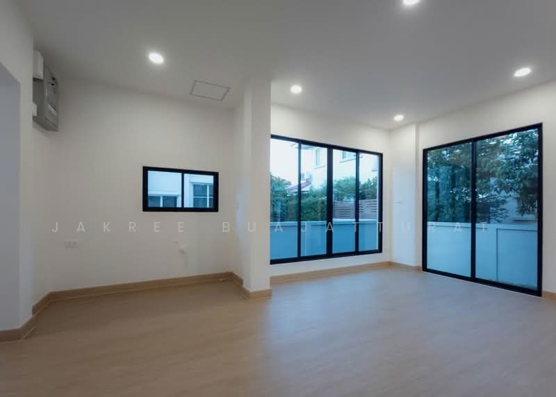 undefined, Bangkok, Chim Plee, Taling Chan, Bangkok, 3 Bedrooms, 171 sqm, Single Detached House For Sale, by Jakree Buajatturat, 500457516 - DDproperty.com