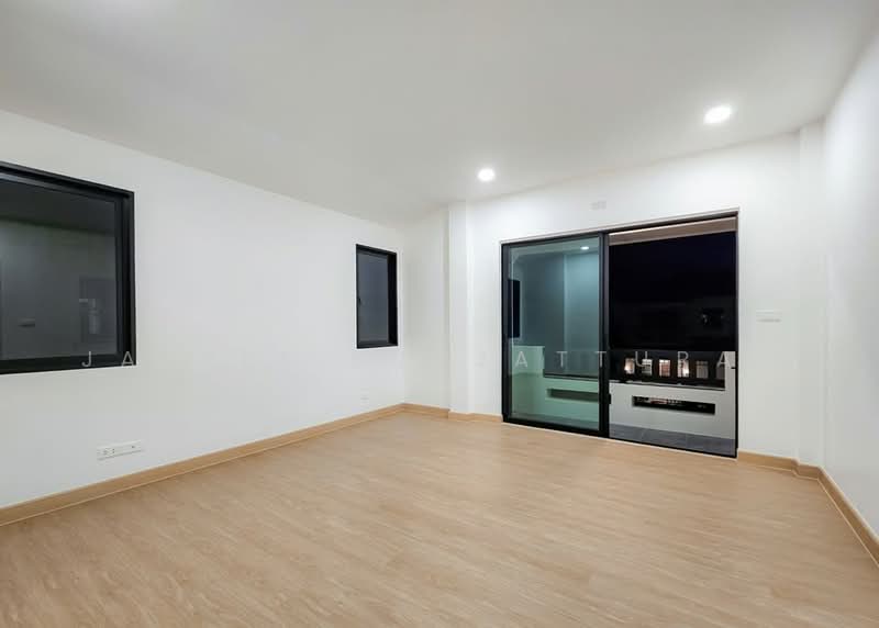 undefined, Bangkok, Chim Plee, Taling Chan, Bangkok, 3 Bedrooms, 171 sqm, Single Detached House For Sale, by Jakree Buajatturat, 500457516 - DDproperty.com