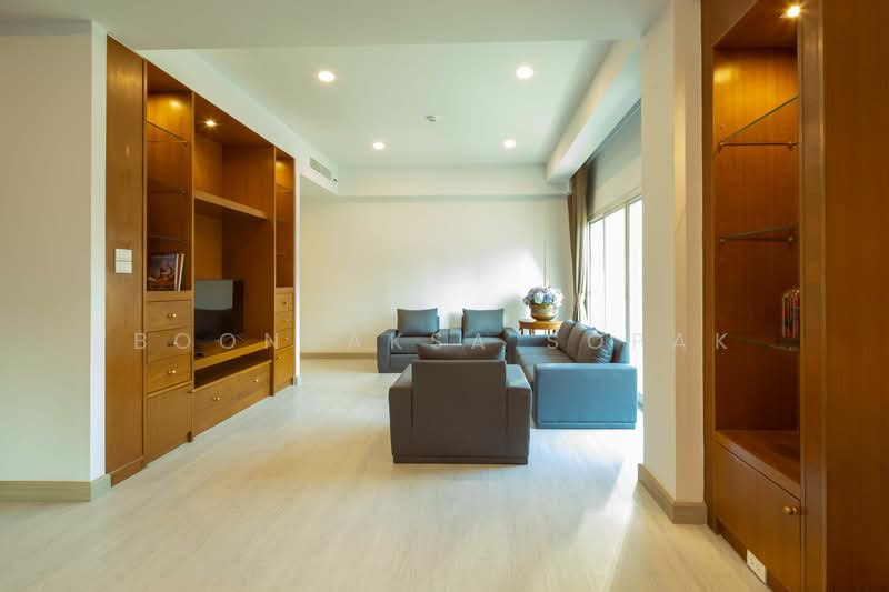 Chaidee Mansion, Bangkok, 75-7 Soi Sukhumvit 11, Khlongtoei Nua, Watthana, Bangkok, 3 Bedrooms, 270 sqm, Apartment For Rent, by Boonraksa Sopak, 500457529 - DDproperty.com
