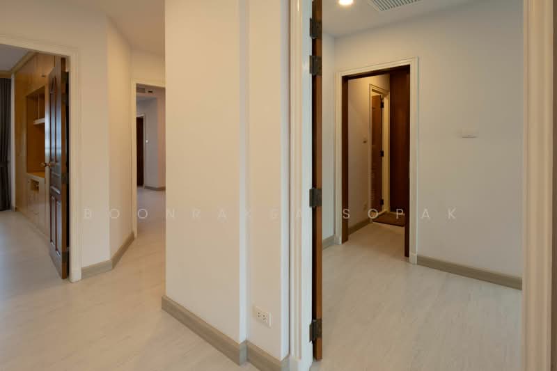 Chaidee Mansion, Bangkok, 75-7 Soi Sukhumvit 11, Khlongtoei Nua, Watthana, Bangkok, 3 Bedrooms, 270 sqm, Apartment For Rent, by Boonraksa Sopak, 500457529 - DDproperty.com