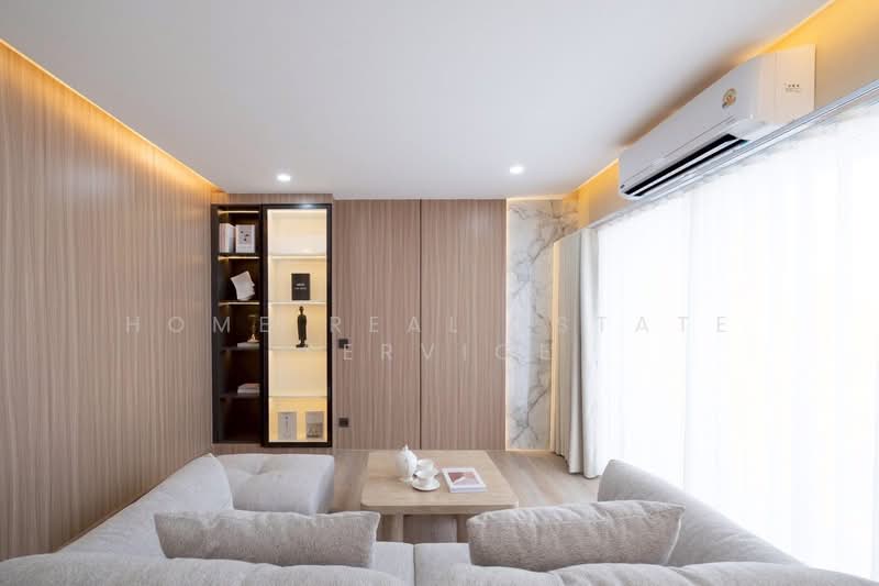 The Winning Tower, Bangkok, 958 Sukhumvit 71 Road, Khlong Tan Nua, Watthana, Bangkok, 2 Bedrooms, 82 sqm, Condo For Sale, by HOME Real Estate Service, 500457542 - DDproperty.com