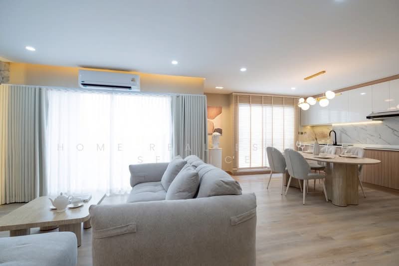 The Winning Tower, Bangkok, 958 Sukhumvit 71 Road, Khlong Tan Nua, Watthana, Bangkok, 2 Bedrooms, 82 sqm, Condo For Sale, by HOME Real Estate Service, 500457542 - DDproperty.com