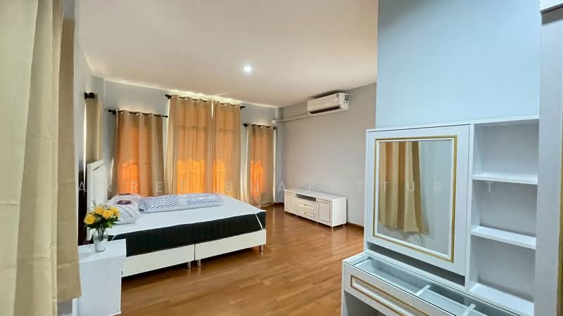 undefined, Bangkok, Chorake Bua, Lat Phrao, Bangkok, 4 Bedrooms, 160 sqm, Single Detached House For Rent, by Jakree Buajatturat, 500457582 - DDproperty.com