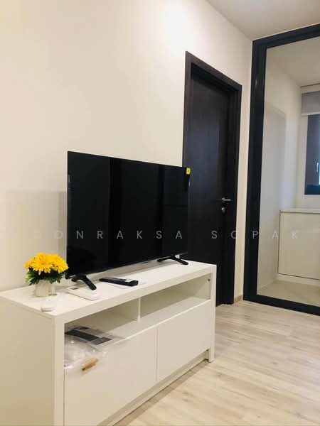 XT Huaikhwang, Bangkok, 244 Ratchadaphisek Road, Huai Khwang, Bangkok, 1 Bedroom, 35 sqm, Condo For Rent, by Boonraksa Sopak, 500457602 - DDproperty.com
