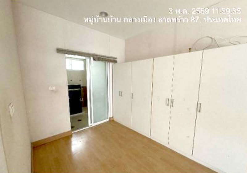 Baan Klang Muang Ladprao 87, Bangkok, Soi Ladprao 87, Khlong Chaokhun Sing, Wang Thonglang, Bangkok, 3 Bedrooms, 171 sqm, Townhouse For Sale, by วรินทร กูลจีรัง, 500457618 - DDproperty.com