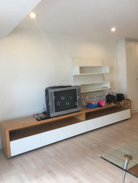 Baan Sukhumvit, Bangkok, Soi Napasap 5, Khong Tan, Khlong Toei, Bangkok, 2 Bedrooms, 77 sqm, Condo For Rent, by Kitnipat Boonyadhammakul, 500457622 - DDproperty.com