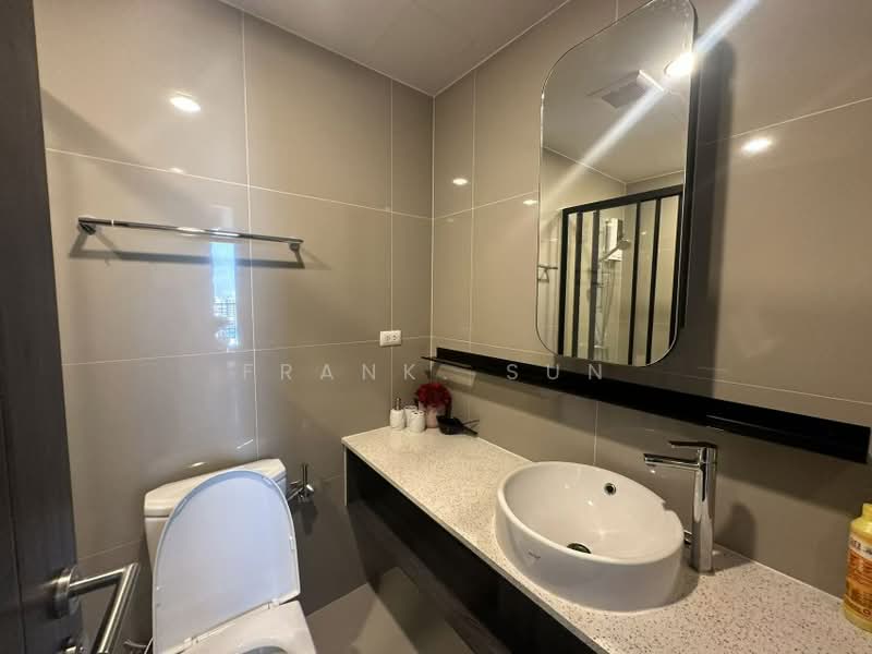 XT Huaikhwang, Bangkok, 244 Ratchadaphisek Road, Huai Khwang, Bangkok, 2 Bedrooms, 53 sqm, Condo For Rent, by Frank. Sun, 500457657 - DDproperty.com