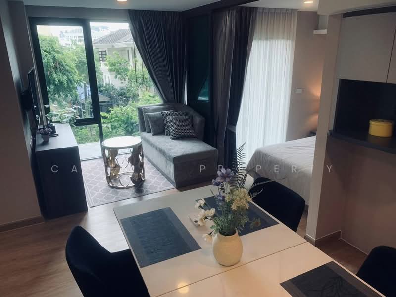 Lloyd Soonvijai-Thonglor, Bangkok, Soi Phetchaburi 47, Phetchaburi Road, Bang Kapi, Huai Khwang, Bangkok, 2 Bedrooms, 62 sqm, Condo For Rent, by Caveman Property, 500457663 - DDproperty.com